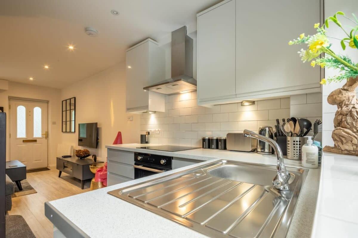 Delightful Central Duplex - 2 Mins To Station CBG Exterior photo